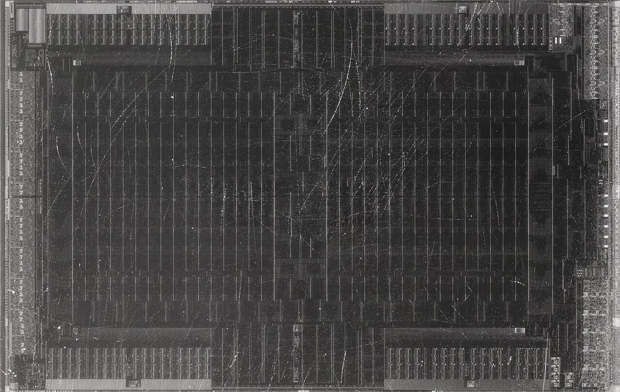 AMD Radeon VII · Vega20 — Polysilicon / lower-layer view