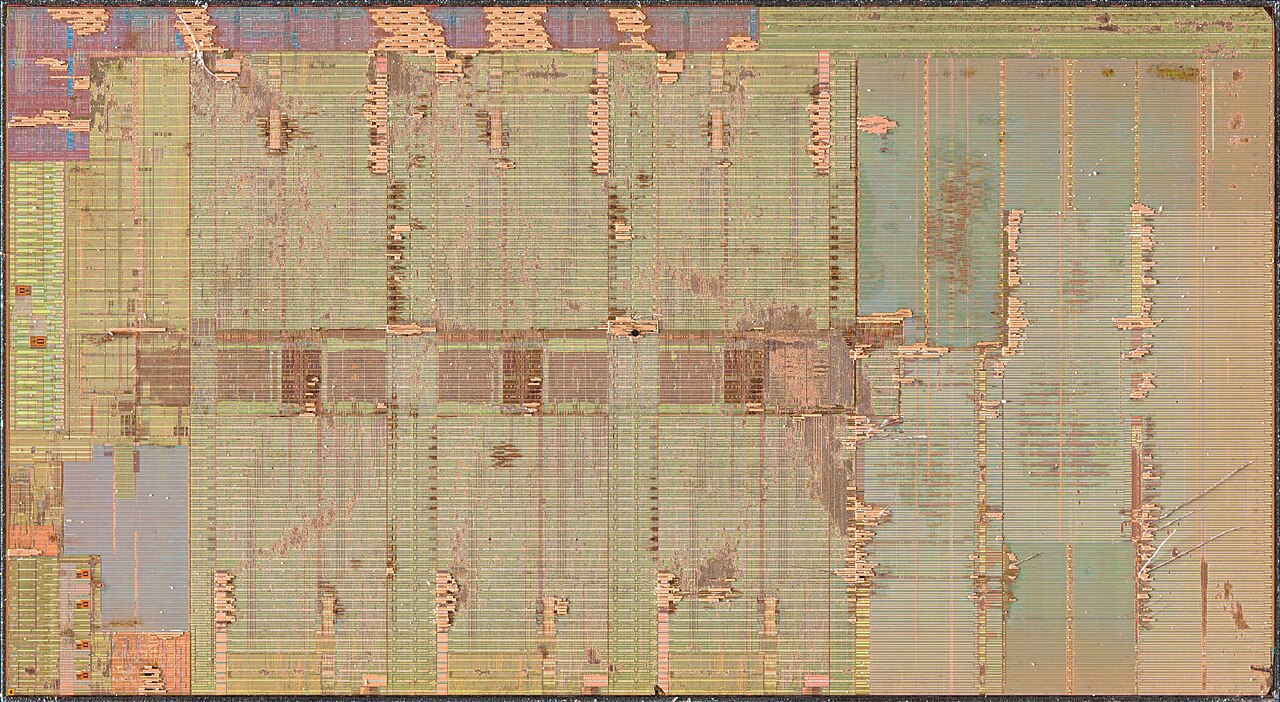 Intel i7-8700K · Coffee Lake-S — Optical die photograph