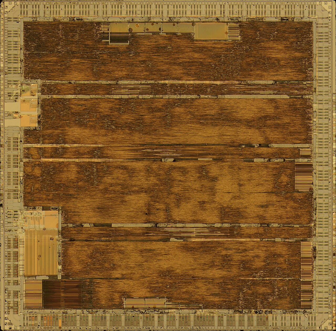 3Dfx Voodoo Banshee · Banshee — Top-metal view
