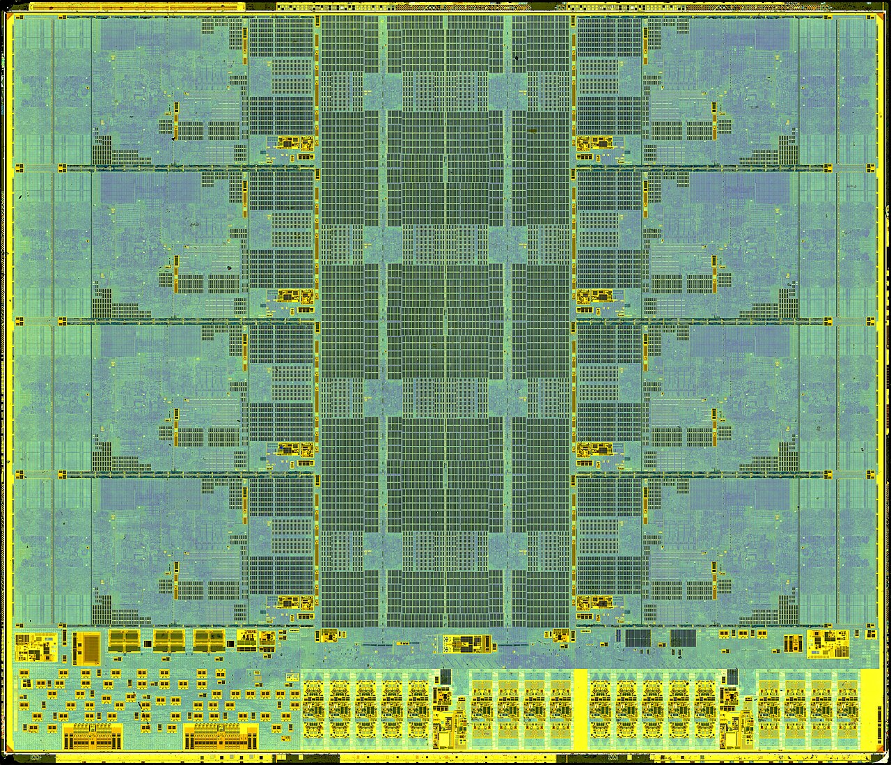 AMD Ryzen 5 9600X · Zen 5 CCD — Polysilicon / lower-layer view