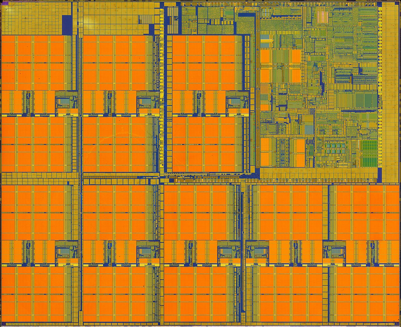 Intel Pentium III Xeon · Cascades — Polysilicon / lower-layer view
