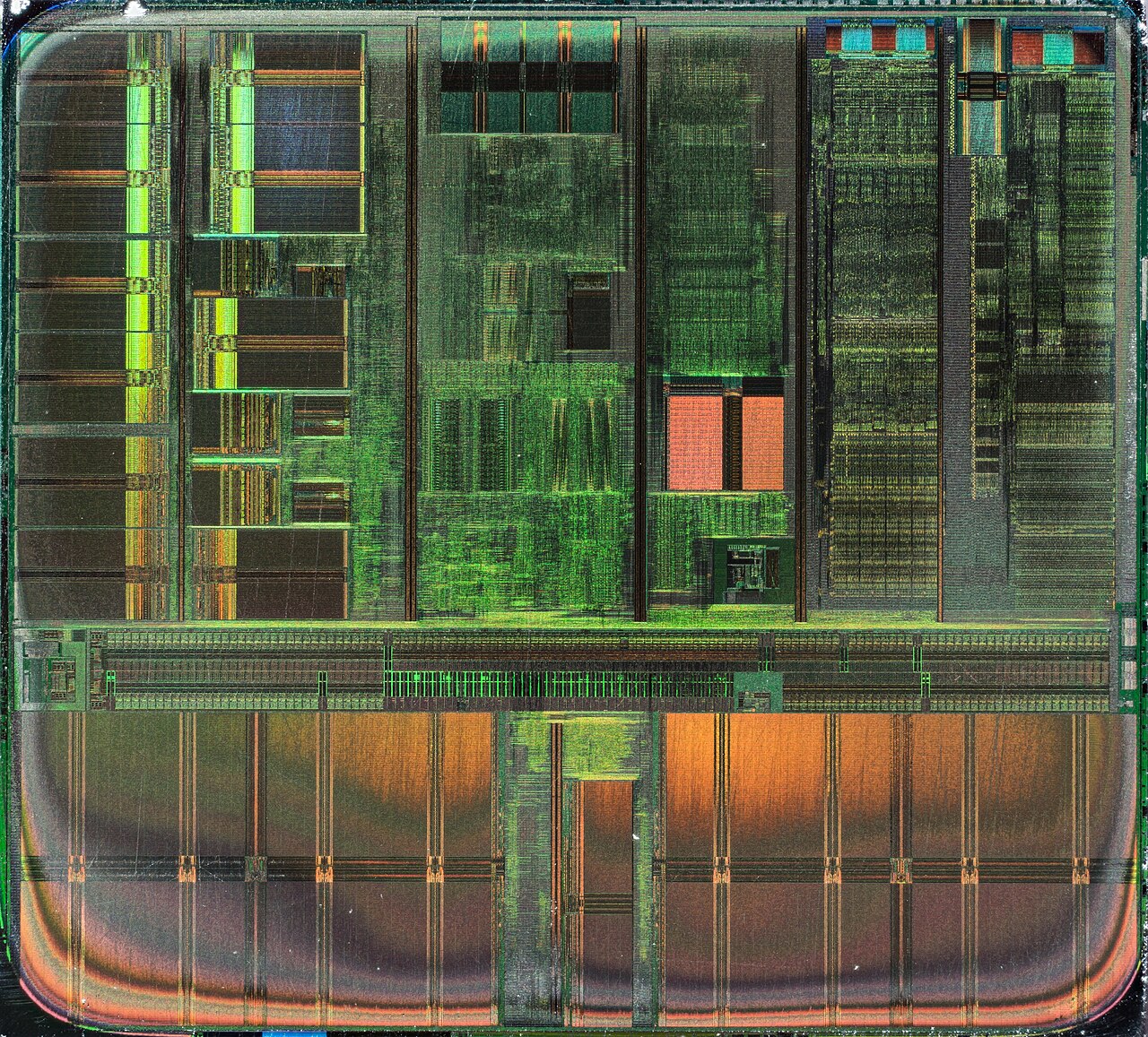 AMD K6-2+ (Model13) 500ACR — Optical die photograph