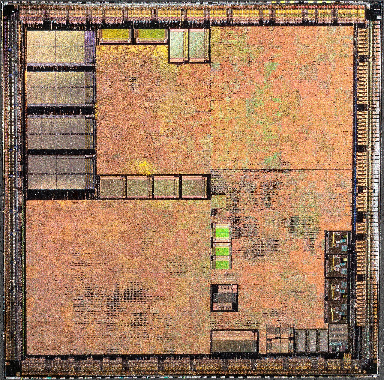 NVIDIA Riva TNT2 · NV5 — Optical die photograph