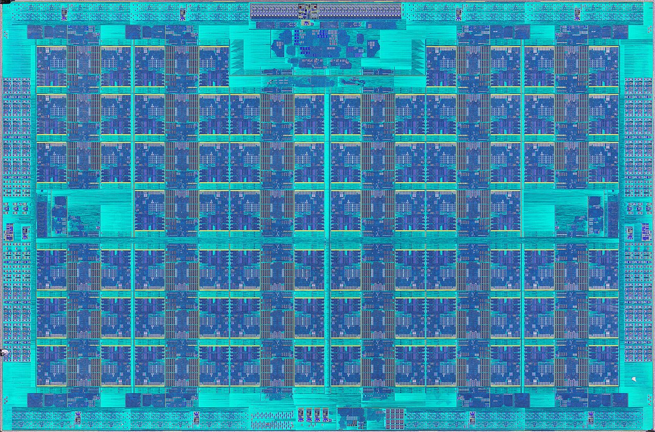 Intel Xeon(ES) · Knights Landing — Optical die photograph